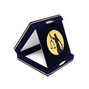 تندیس رومیزی حقوقی با جعبه جیر