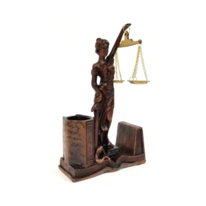 مجسمه فرشته عدالت جا قلمی دار